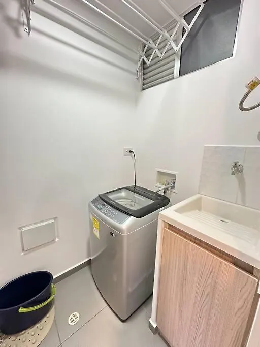 Amplio Apartamento Full Equipado Medellin