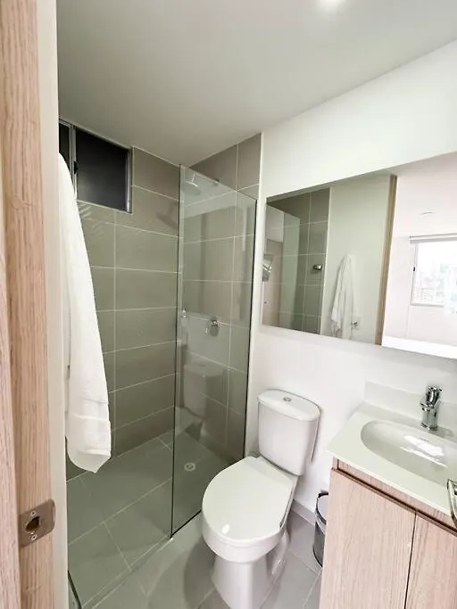 Amplio Apartamento Full Equipado Medellin 0*,